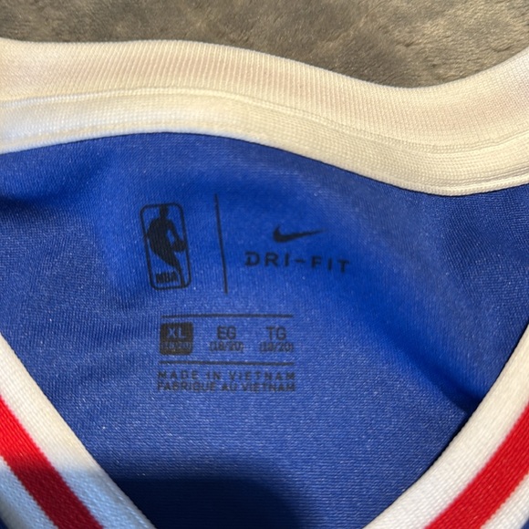 Sixers XL Embiid jersey - Picture 3 of 4